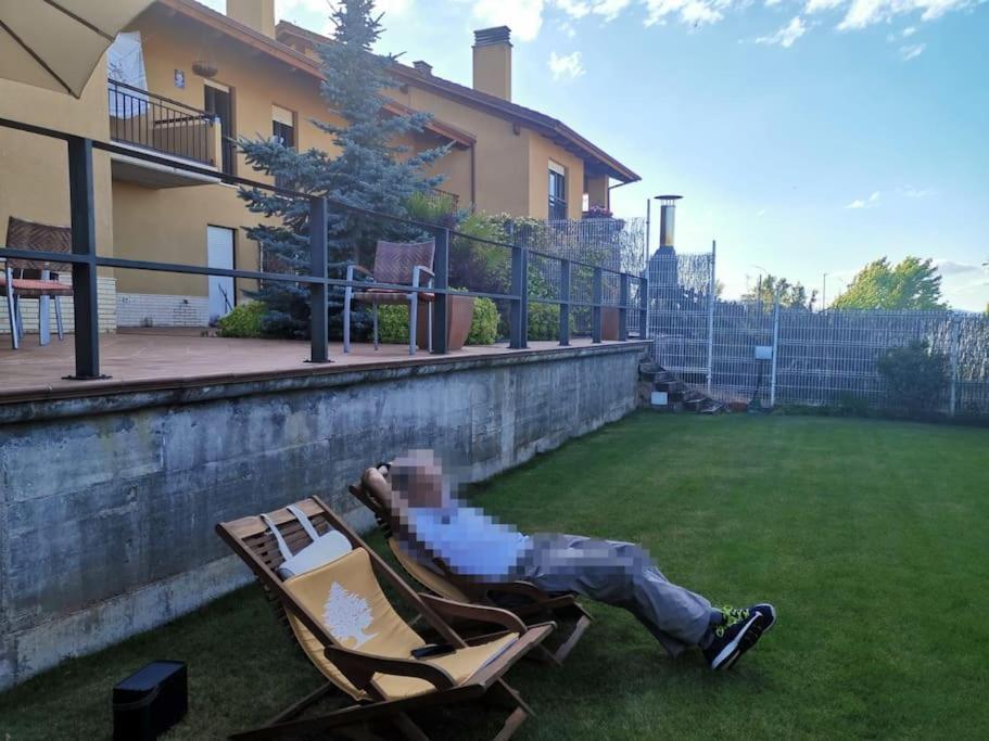 Estancia Con Jardin Entre Golf Y Monte - Cerca Logrono Sojuela Bagian luar foto