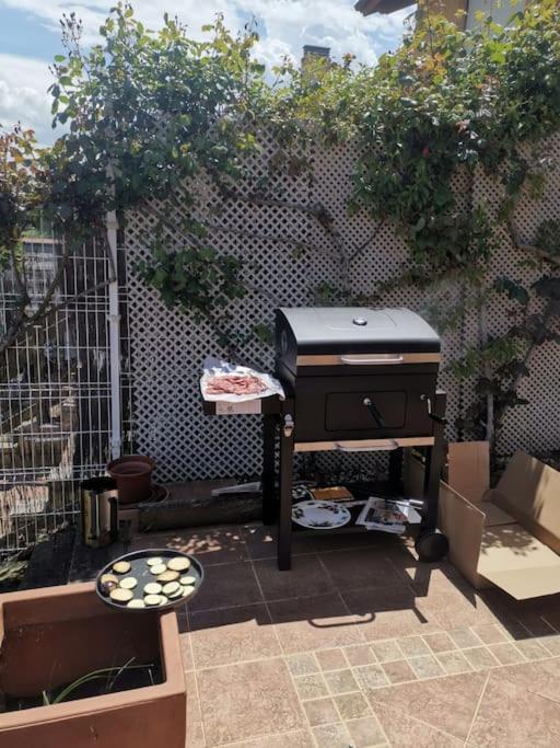 Estancia Con Jardin Entre Golf Y Monte - Cerca Logrono Sojuela Bagian luar foto
